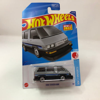 1986 Toyota Van #173 * Silver * 2022 Hot Wheels Basic