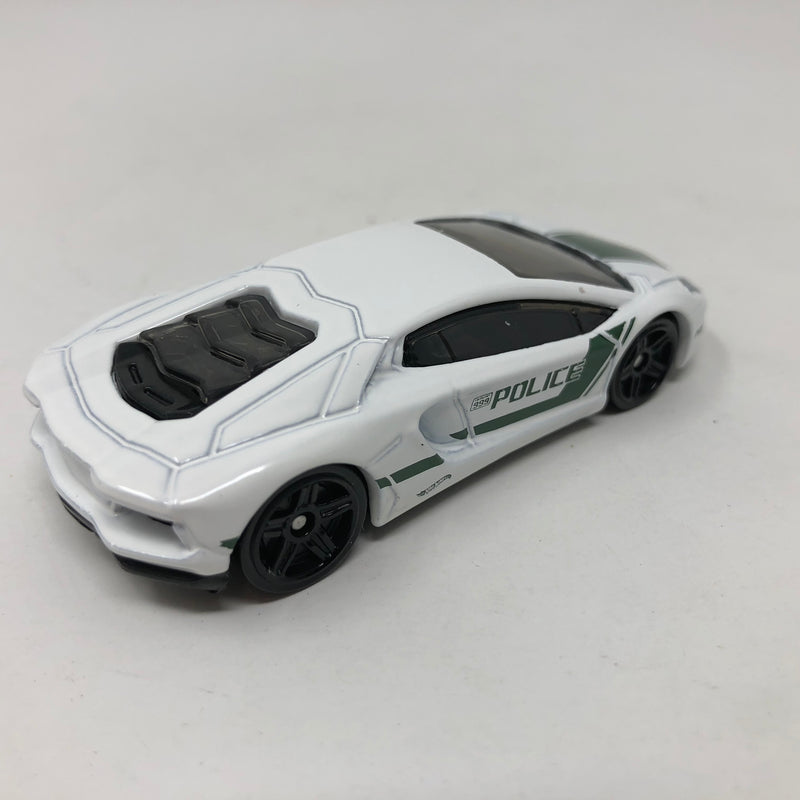 Lamborghini Aventador Coupe Police * Hot Wheels 1:64 scale Loose Diecast