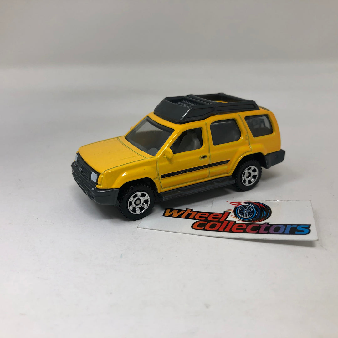 Nissan Xterra YELLOW Matchbox Moving Parts Loose 1:64 Scale Model