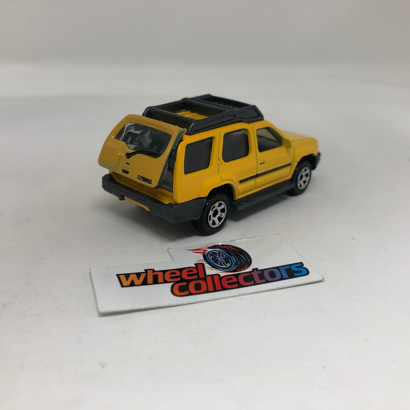 Nissan Xterra * YELLOW * Matchbox Moving Parts Loose 1:64 Scale Model