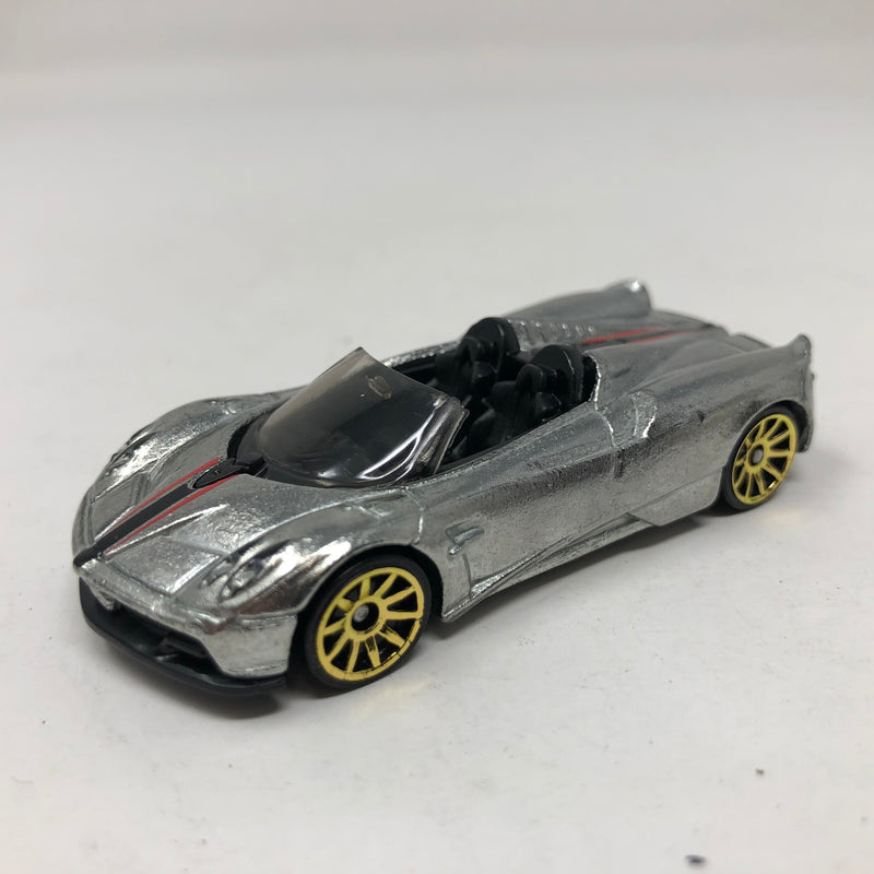 2017 Pagani Huayra Roadster * Hot Wheels 1:64 scale Loose Diecast