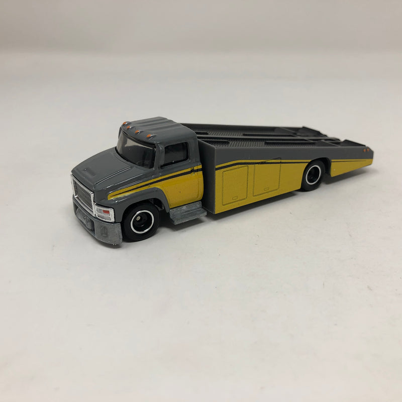 Carry On Car Hauler * Hot Wheels 1:64 scale Loose Diecast
