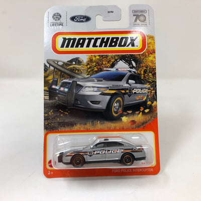 Ford Police Interceptor #23 * SILVER * 2023 Matchbox New! S Case Release