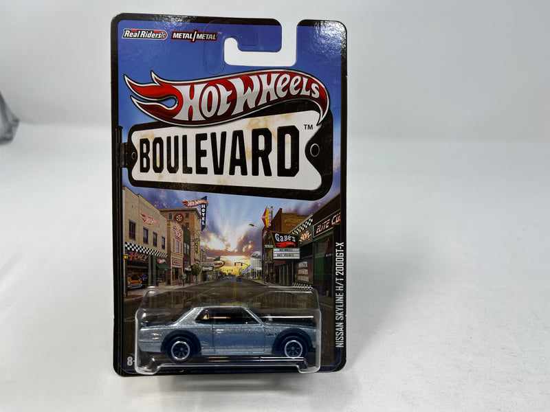 Nissan Skyline H/T 2000GT-X * Hot Wheels Boulevard Series