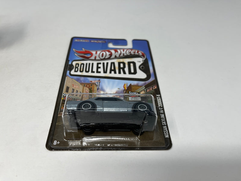 Nissan Skyline H/T 2000GT-X * Hot Wheels Boulevard Series