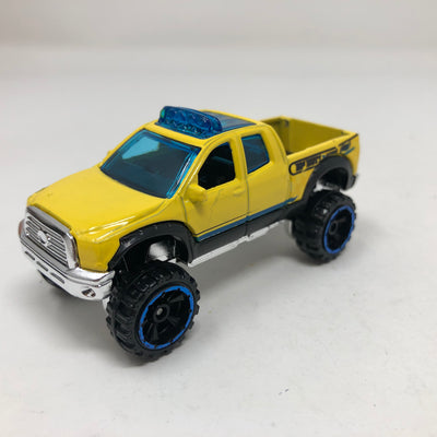 2010 Toyota Tundra * Hot Wheels 1:64 scale Loose Diecast