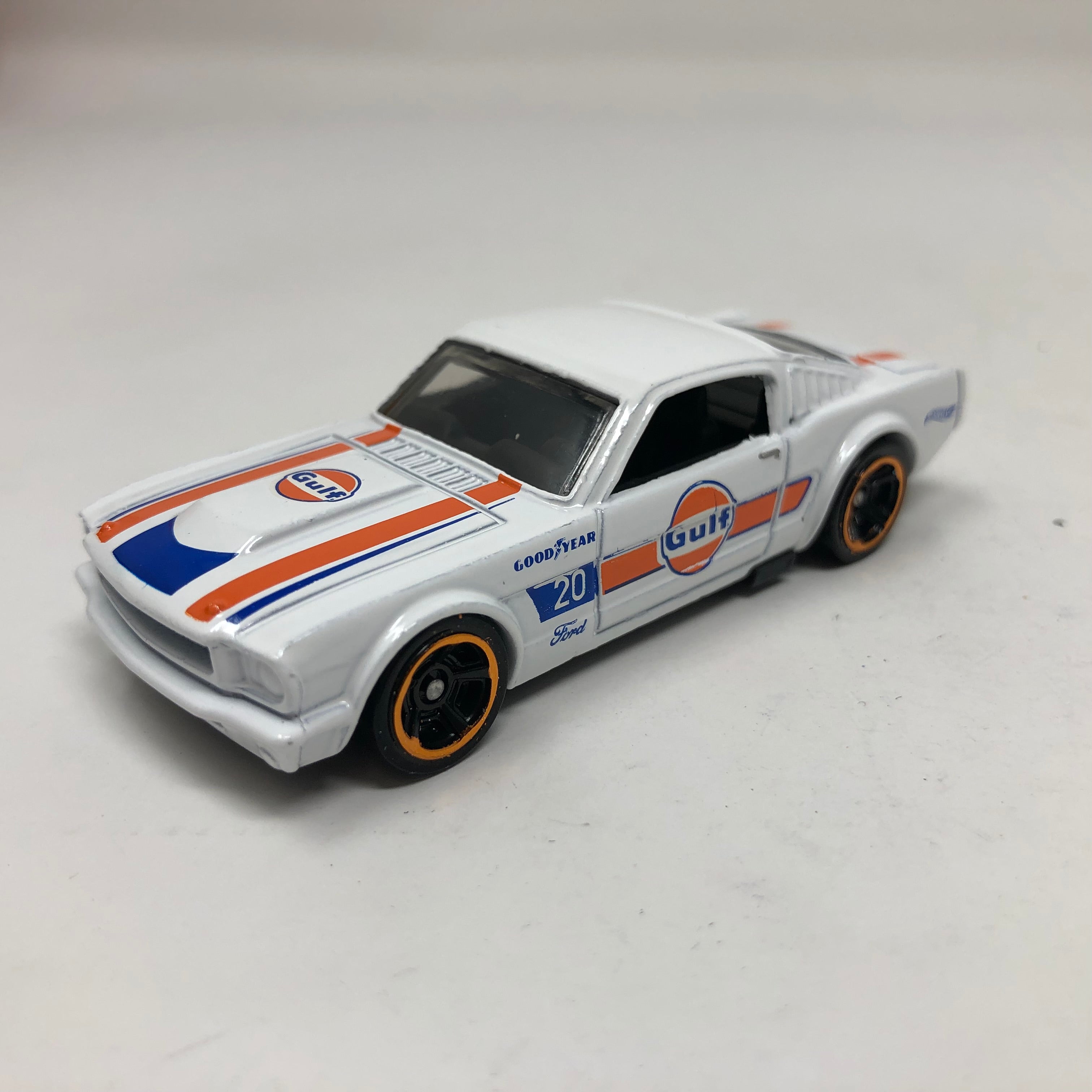 1965 Ford Mustang 2+2 Fastback * Hot Wheels 1:64 scale Loose Diecast ...