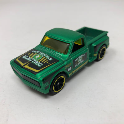 1969 Chevy Pickup * Hot Wheels 1:64 scale Loose Diecast
