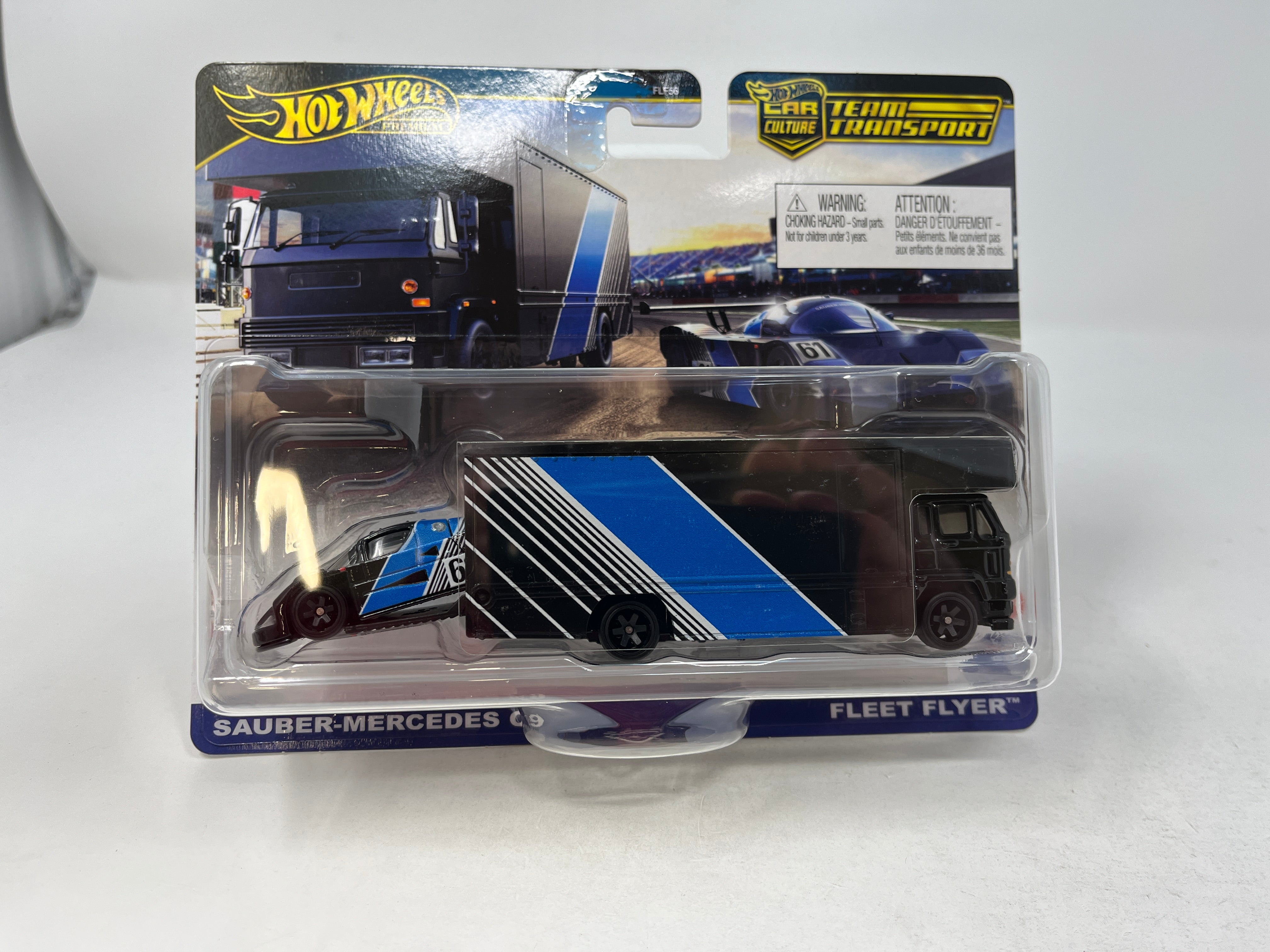 Sauber-Mercedes C9 & Fleet Flyer * 2024 Hot Wheels Team Transport Case ...