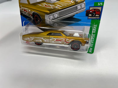 Layin Lowrider #113 * Gold * 2024 Hot Wheels SHORT CARD Case L