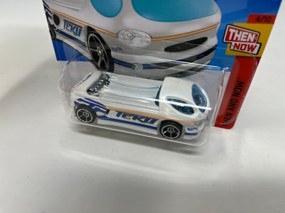 Deora II #208 * White * 2024 Hot Wheels SHORT CARD Case L