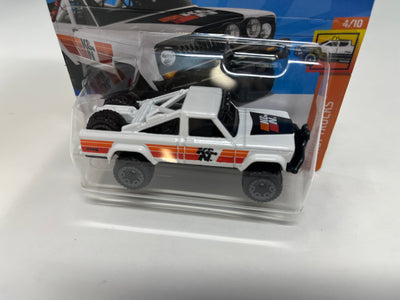 '73 Jeep J10 #91 * White * 2024 Hot Wheels SHORT CARD Case L