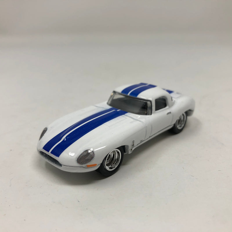 Jaguar Lightweight E-Type * Hot Wheels 1:64 scale Loose Diecast