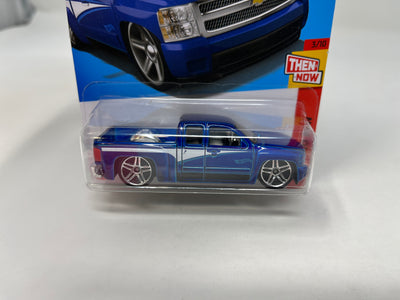 Chevy Silverado #207 * Blue * 2024 Hot Wheels Case L
