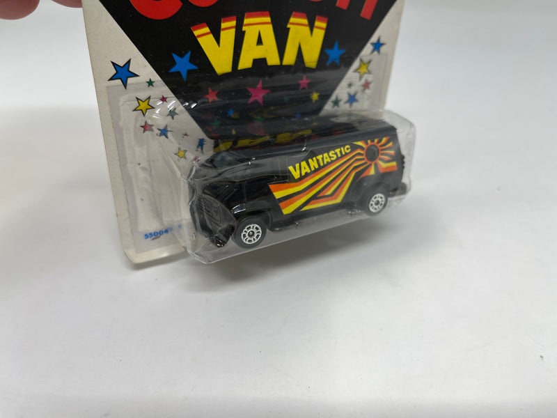 Custom Van * Corgi junior 1:64 scale