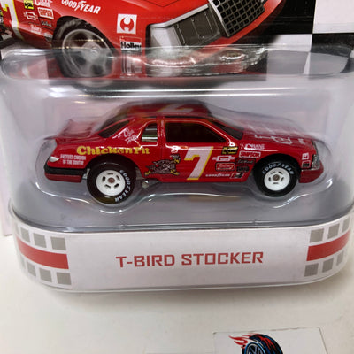 T-Bird Stocker Stroker Ace * Hot Wheels Retro Entertainment