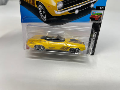 '70 Plymouth Barracuda #20 * Yellow Kroger Only * 2024 Hot Wheels