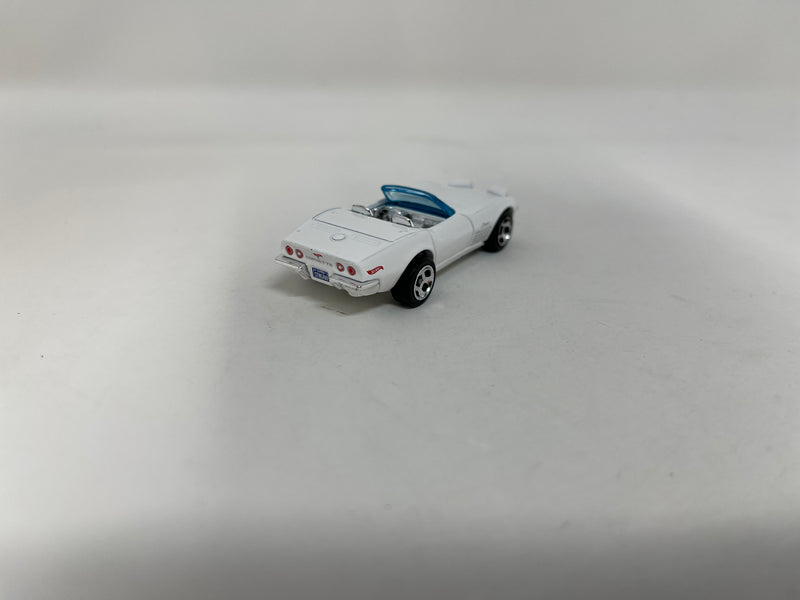 1972 Stingray Corvette Convertible * WHITE * Hot Wheels 1:64 scale Loose diecast