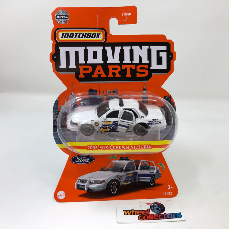 2006 Ford Crown Victoria * WHITE * 2022 Matchbox Moving Parts