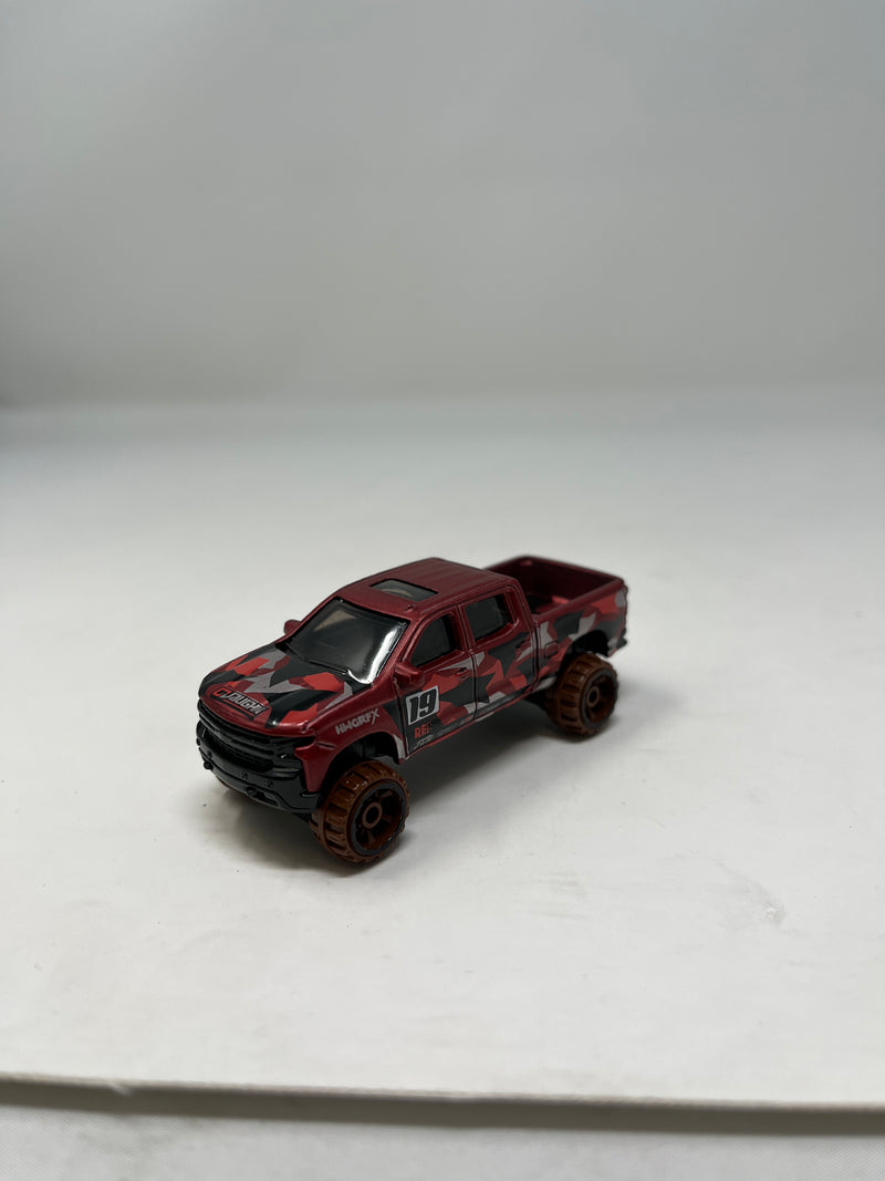 Hot wheels silverado 2019 online