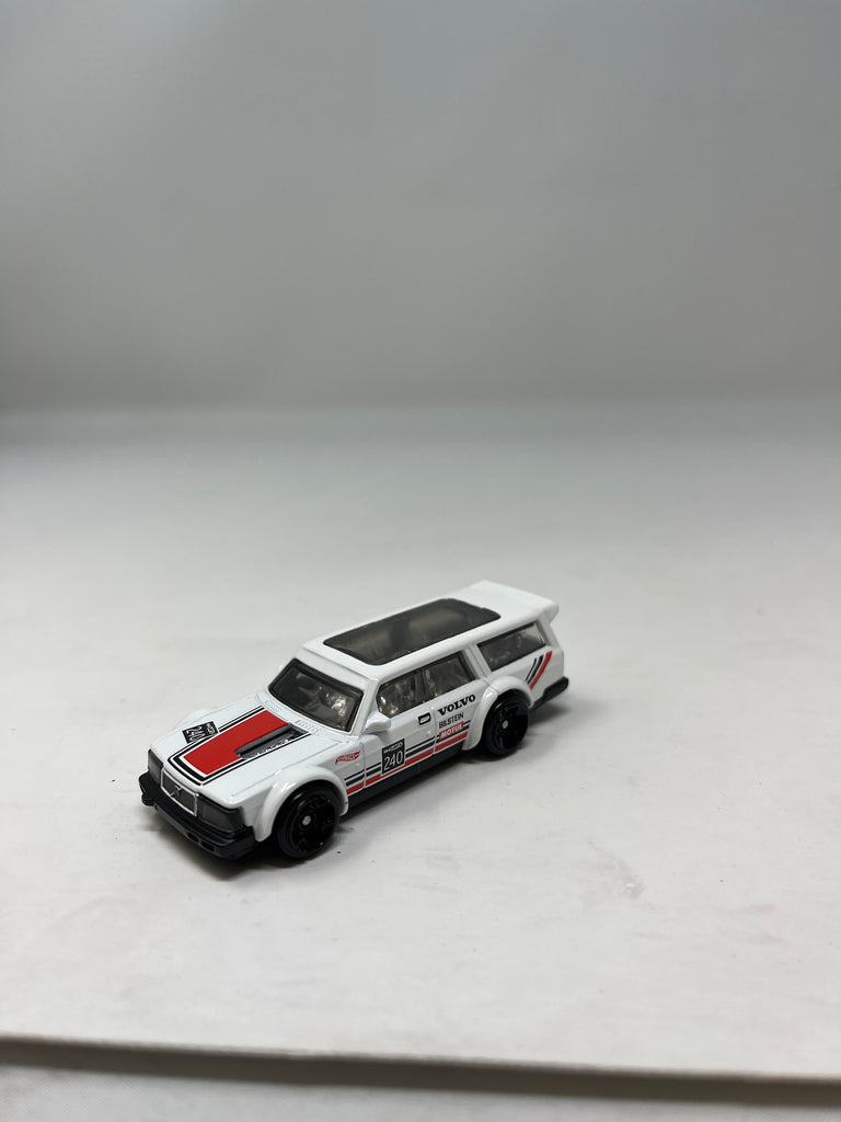 Volvo 240 Drift Wagon * White * Hot Wheels 1:64 scale Loose