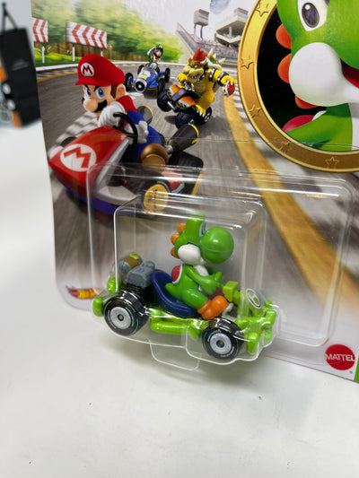 Yoshi Pipe Frame * Hot Wheels MARIO KART Nintendo