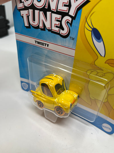 Tweety * Hot Wheels Looney Tunes Character Cars