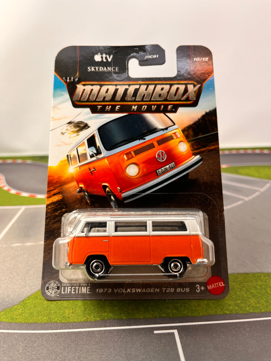 1973 Volkswagen T2B Bus 10/12 * 2026 Matchbox Mainline The Movie