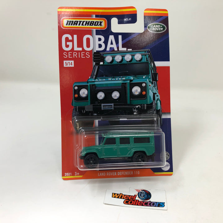 Matchbox Land Rover Defender 110 SVX - Édition Sahara Survivor 1/64 (Boîte Abîmée)