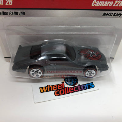 Camaro Z28 * Hot Wheels Military Rods