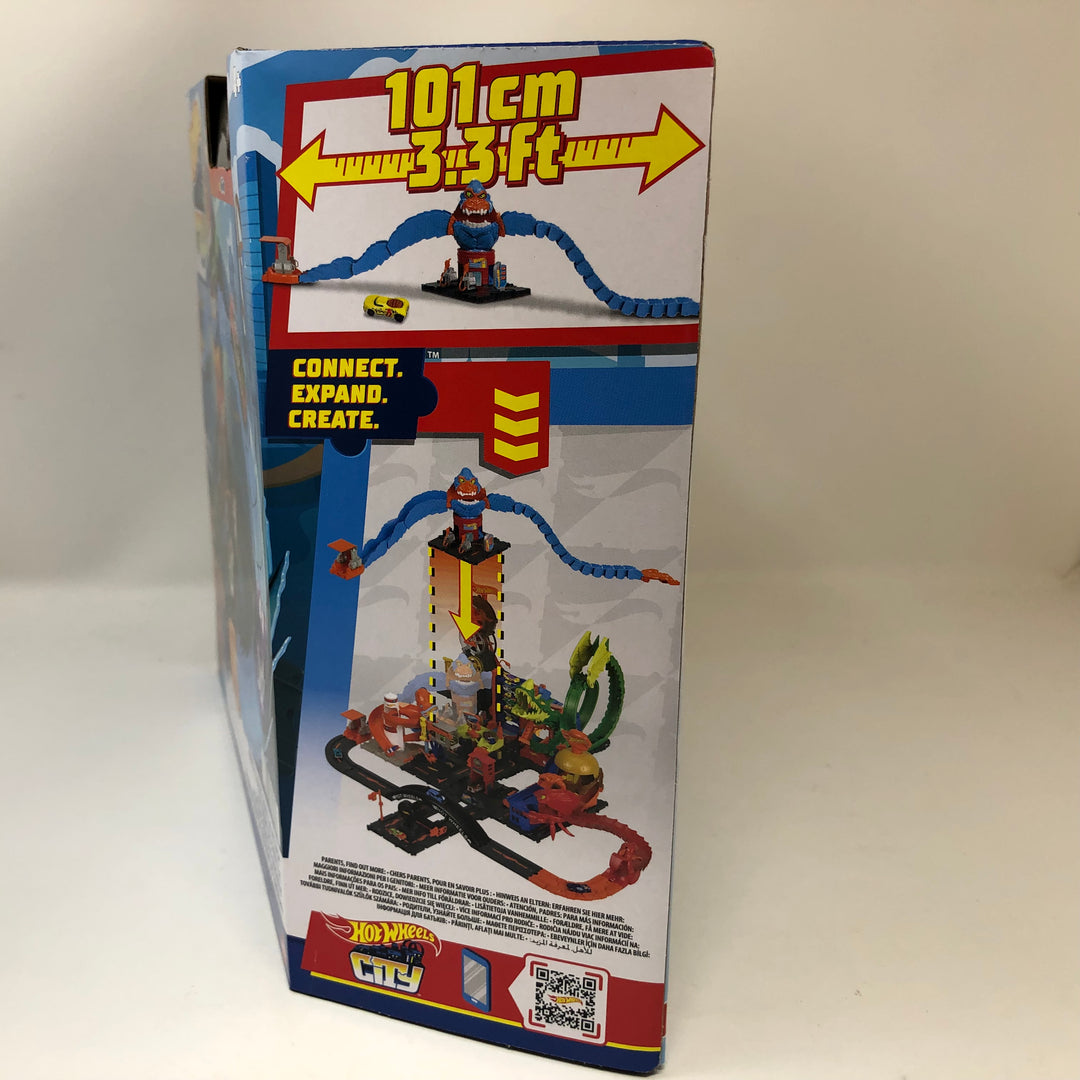 Wreck Ride Gorilla Attack Hot Wheels City Track Pack
