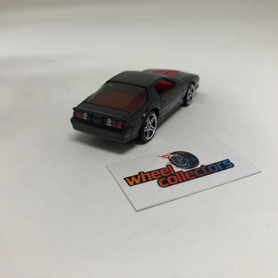 1985 Chevrolet Camaro IROC-Z Chevy * Hot Wheels Loose 1:64 Scale Diecast Model