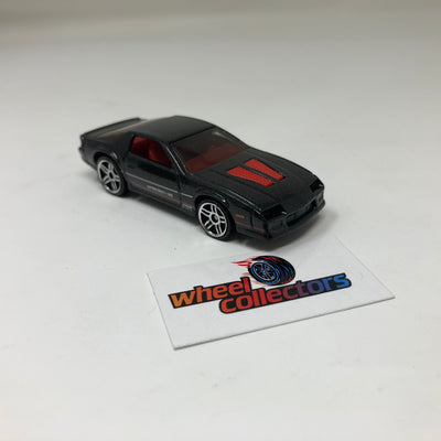 1985 Chevrolet Camaro IROC-Z Chevy * Hot Wheels Loose 1:64 Scale Diecast Model