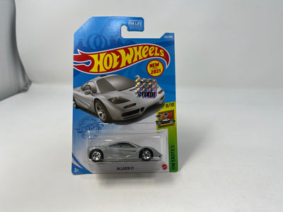 McLaren F1 #235 * Silver * 2017 Hot Wheels w/ Factory Holo