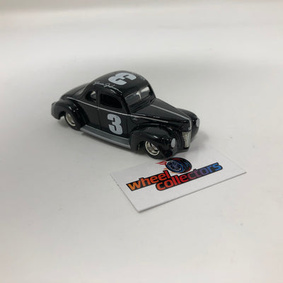 1940 Ford Stockcar Racing Series * Hot Wheels 1:64 scale Loose