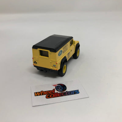 Land Rover Defender 110 Hard Top Car Culture * Hot Wheels 1:64 scale Loose