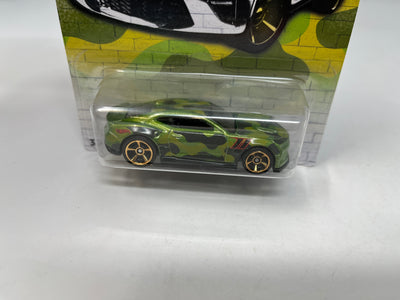 '18 Camaro SS * Green * Hot Wheels Camo Series