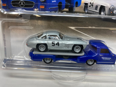 Mercedes-Benz 300 SL & '55 Blaues Wunder * 2024 Hot Wheels Team Transport Case C