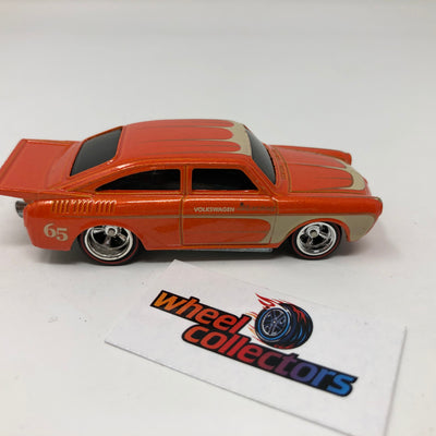 '56 Volkswagen Fastback Garage * Hot Wheels 1:64 scale Loose