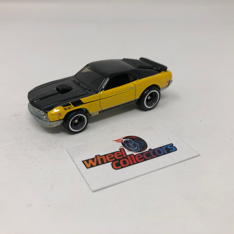 1970 Ford Mustang Mach 1 Garage * Hot Wheels 1:64 scale Loose