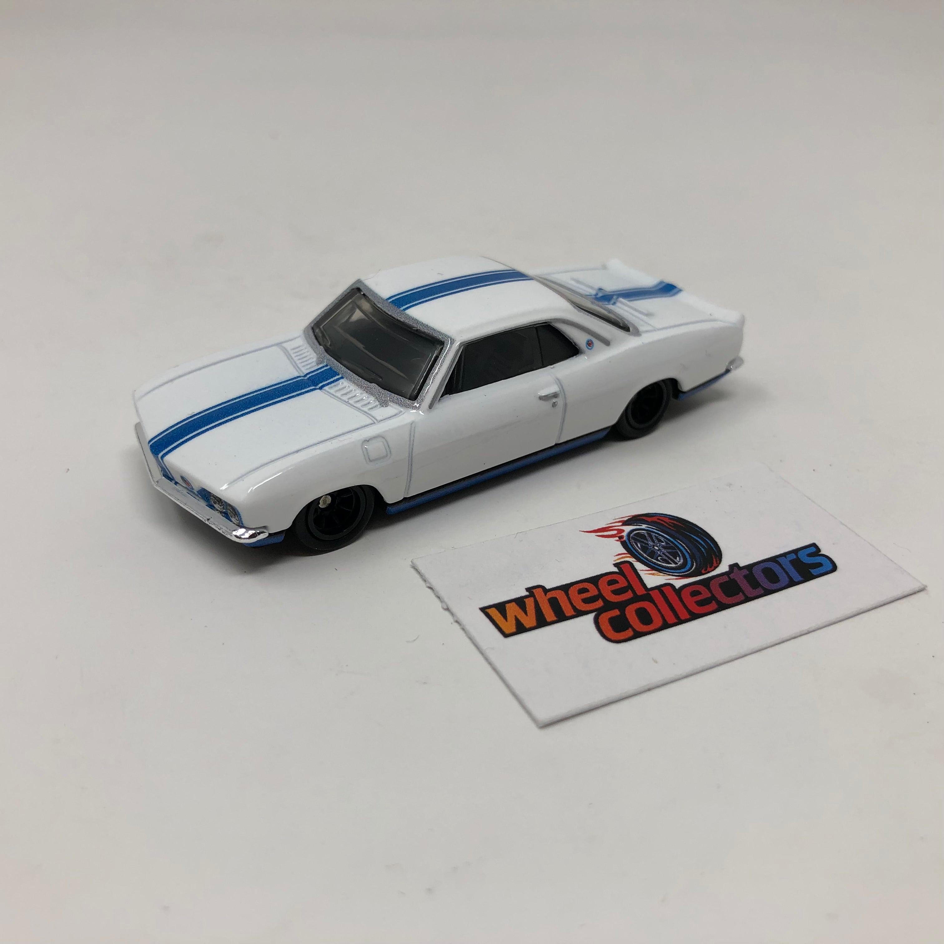 1966 Chevrolet Corvair Yenko Stinger Chevy * Hot Wheels 1:64 scale Loo ...