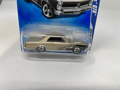 1965 Pontiac GTO #70 * Gold * 2008 Hot Wheels