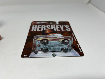 '56 Chevy Nomad Whoppers * Hot Wheels Pop Culture Hershey's