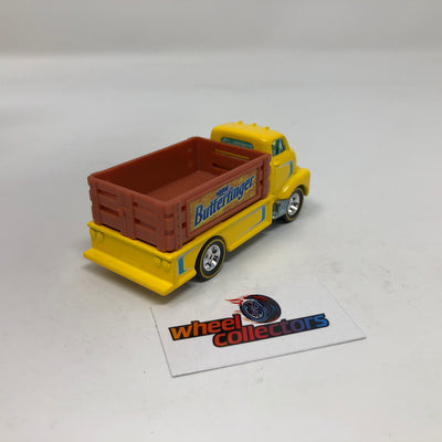 1951 GMC COE Butterfinger * Hot Wheels 1:64 scale Loose Diecast