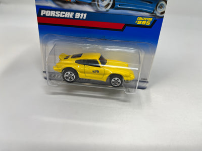 Porsche 911 #995 * Yellow w/ 5sp Rims * 1999 Hot Wheels