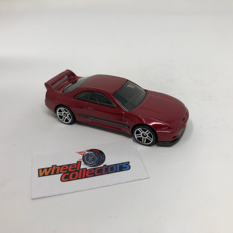 Nissan Skyline GT-R * Hot Wheels 1:64 scale Loose Diecast