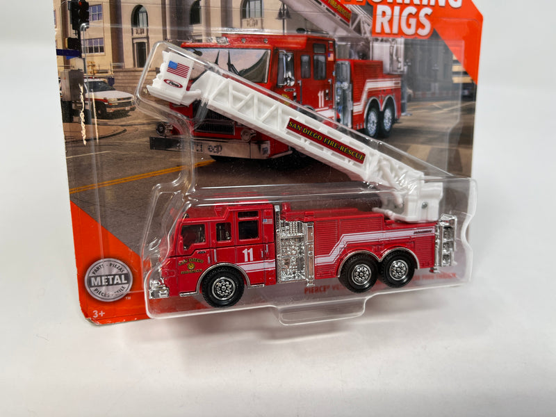 Pierce Velocity Aerial Platform Fire Truck * Matchbox Working Rigs