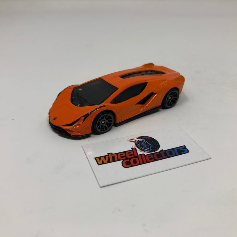 Lamborghini Sian FKP 37 * Hot Wheels 1:64 scale Loose Diecast