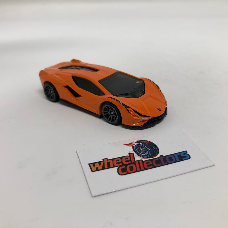 Lamborghini Sian FKP 37 * Hot Wheels 1:64 scale Loose Diecast