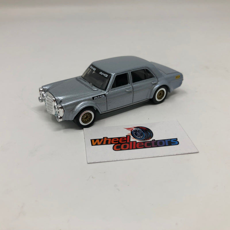 Mercedes-Benz 300 SEL 6.8 AMG * Hot Wheels 1:64 scale Loose Diecast